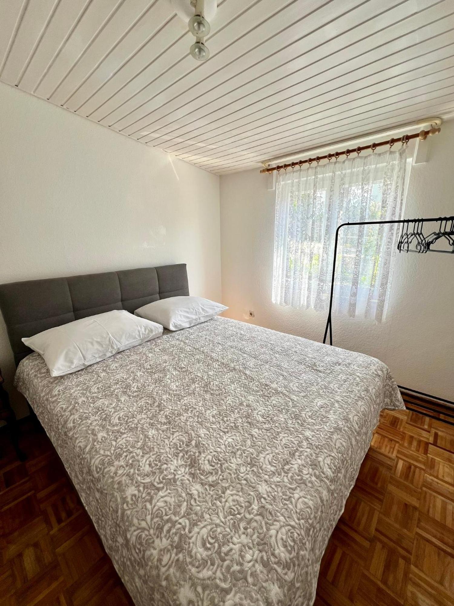 Apartment Jole Ražanj エクステリア 写真