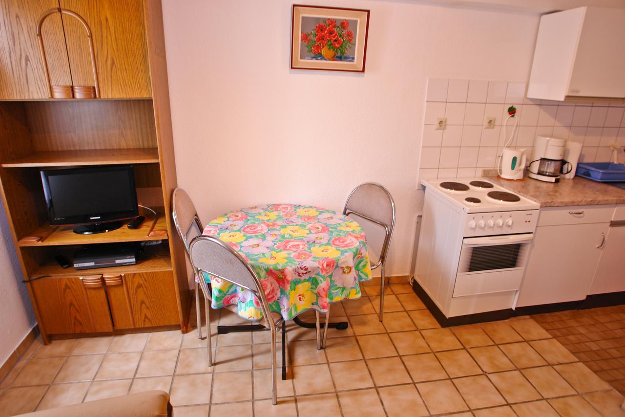Apartment Jole Ražanj エクステリア 写真